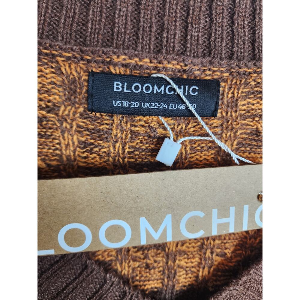 BloomChic Colorblock Plisse Split Side Pullover, NWT, 2X - Picture 4 of 6